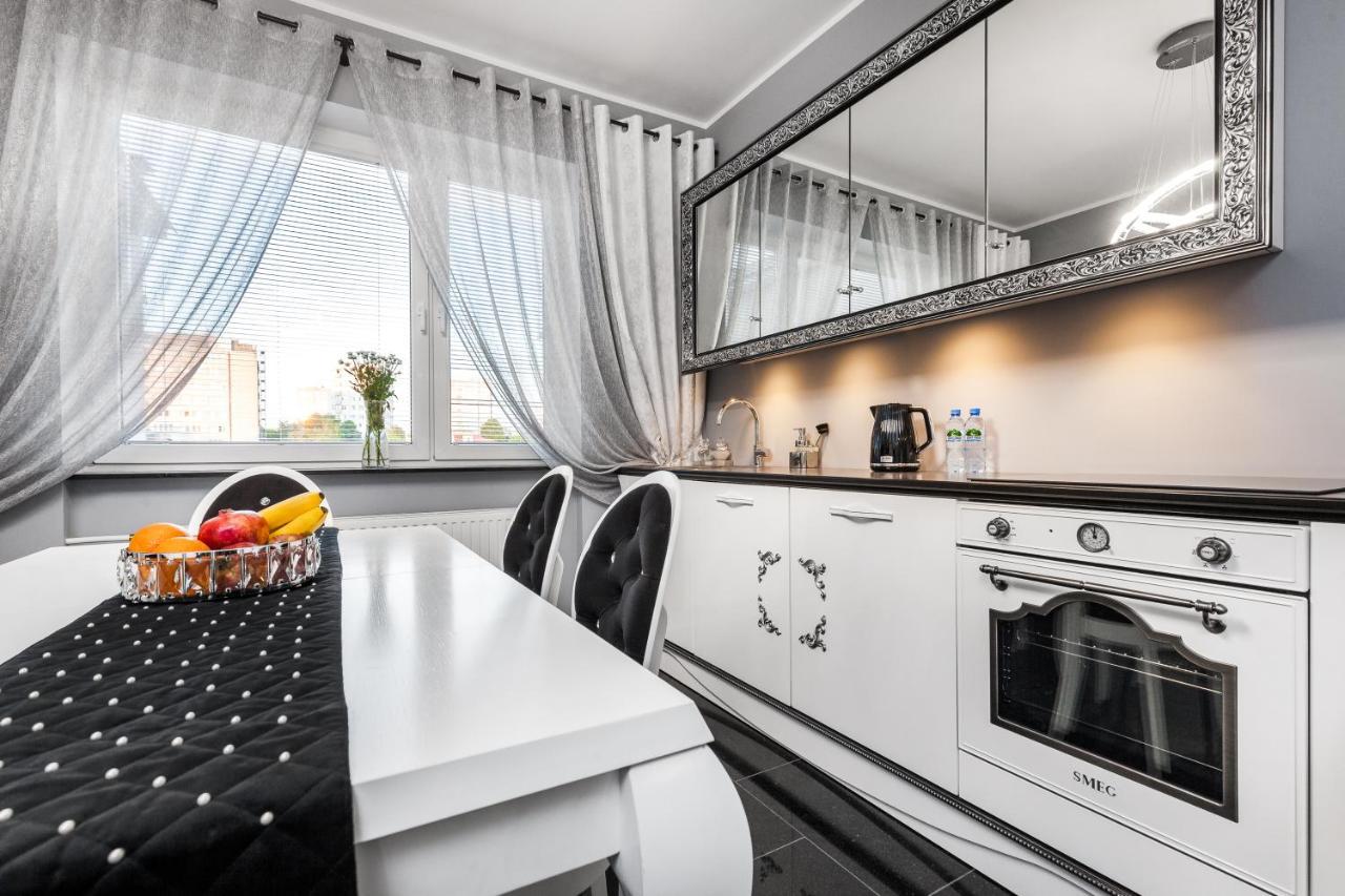 Apartamenty Swietojanskie グディニャ エクステリア 写真